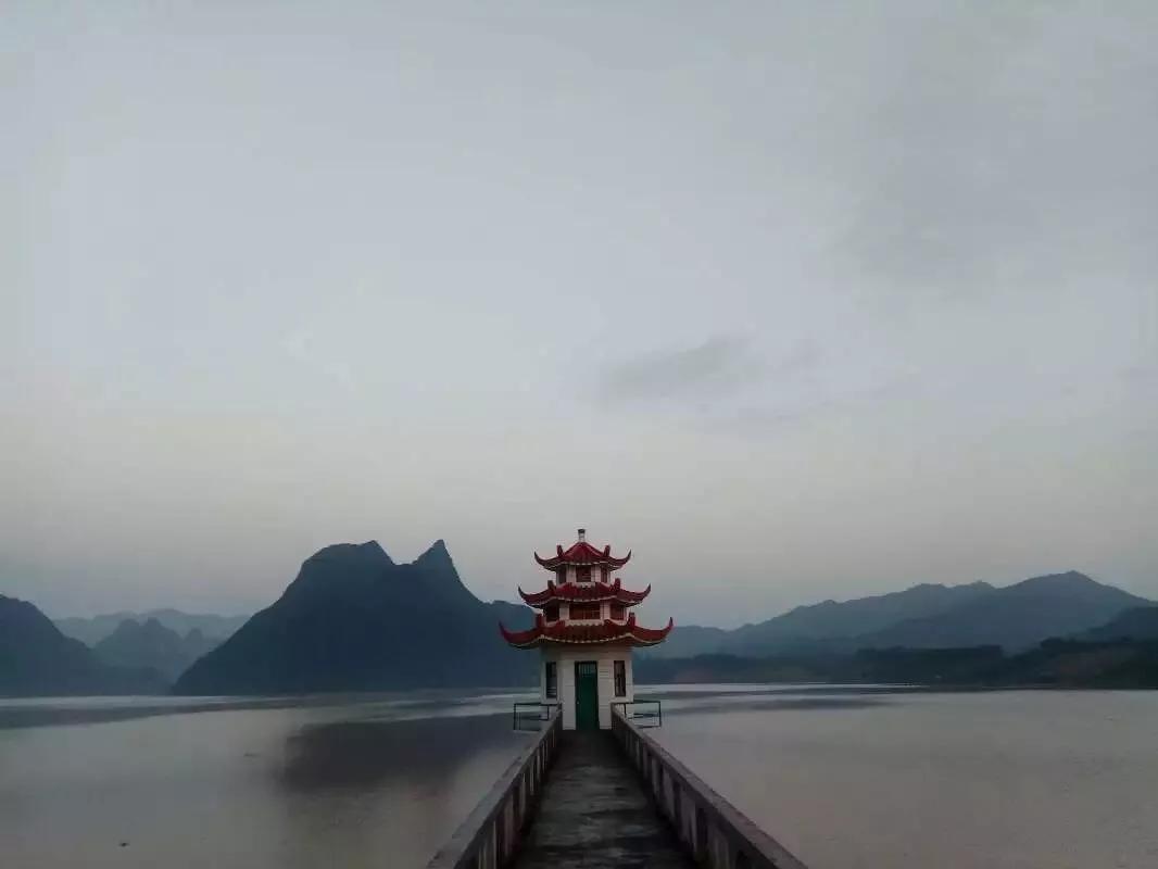 過了半輩子的人，或許你也會這么想