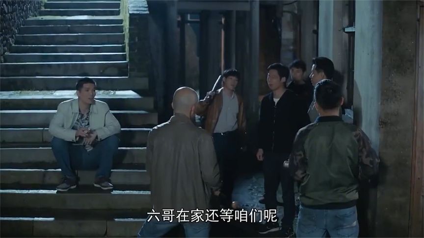影視：惡霸暴打新書記，沒想到書記身后全是特種兵，好看了
