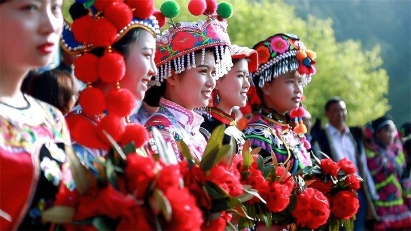 美在大姚丨插花節，彝家人的浪漫情詩-圖4