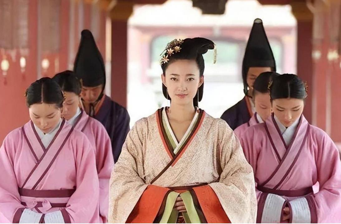 漢景帝無意間睡錯妃子，卻生對了兒子，換來大漢朝200年的延續-圖2