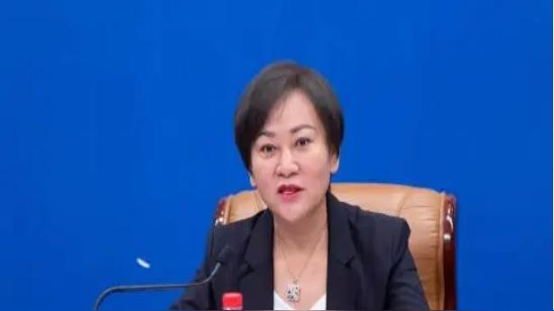 2022年貌美女副市長落馬，狂貪2000萬 五年政績倒數第一卻接連升官-圖1